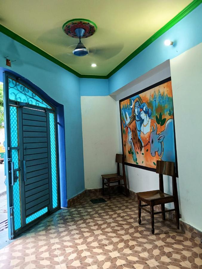 Trinetra Inn พาราณสี ภายนอก รูปภาพ